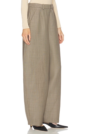 Magda Butrym Pants in Beige. Size 40. Also
