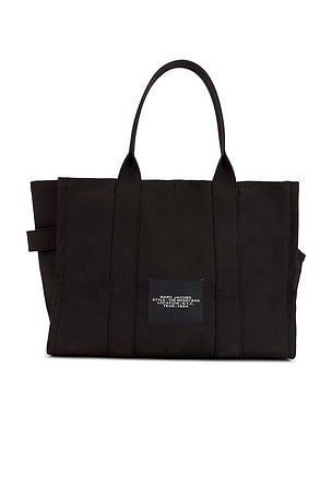 Marc Jacobs The Doggy Bag in Black