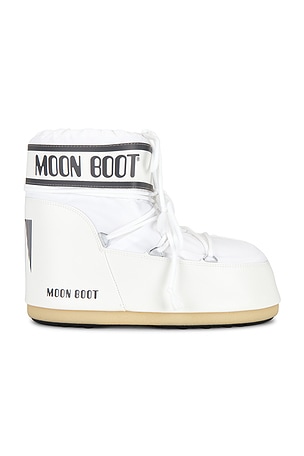 MOON BOOT Icon Low Nylon Boot in White. Size 45-47. Also