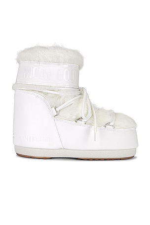 in Optical White MOON BOOT