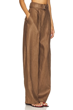 MATTHEW BRUCH Pleated Barrel Trouser in Brown