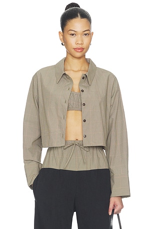 BLUSA CROPPED OVERSIZED COM BOTÕES CROPPED OVERSIZED BUTTON DOWN TOP MATTHEW BRUCH