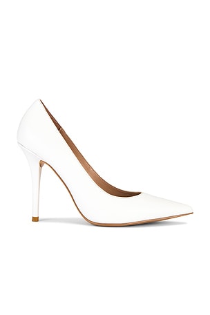 x REVOLVE Yasmeen Pump Michael Costello