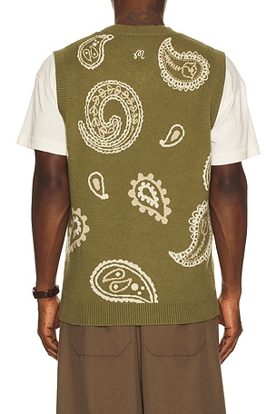 Malbon Golf Paisley Sweater Vest in Olive. Size XL/1X. Also