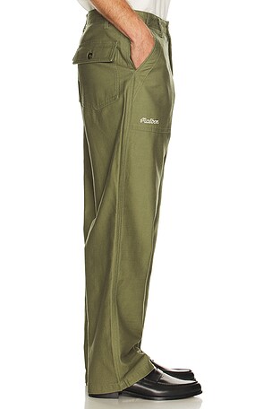 Malbon Golf Braxton Pant in Army. Size 38. Also