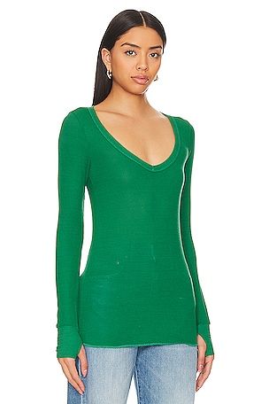 Michael Lauren Otis Rib Fitted V Neck in Green