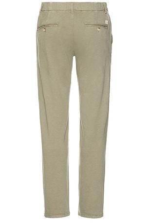 Marine Layer Athletic Fit Saturday Chino in Olive