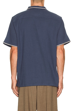 Marine Layer Embroidered Resort Shirt in Blue. Size M. Also