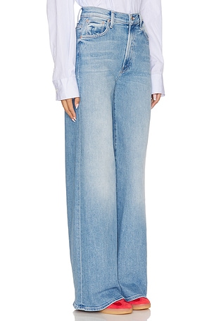 MOTHER The Ditcher Roller Zip Sneak Jeans in Blue. Size 33. Also