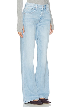 MOTHER The Bookie Sneak Jeans in Blue