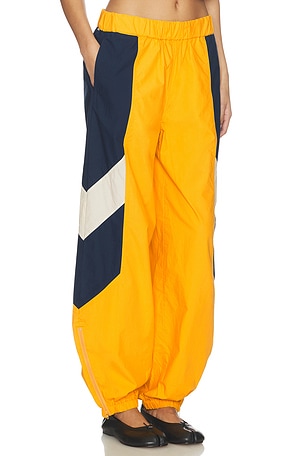 MOTHER The Home Stretch Sneak Pants in Yellow