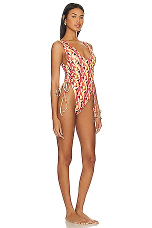 Mello The Label V One Piece in Red