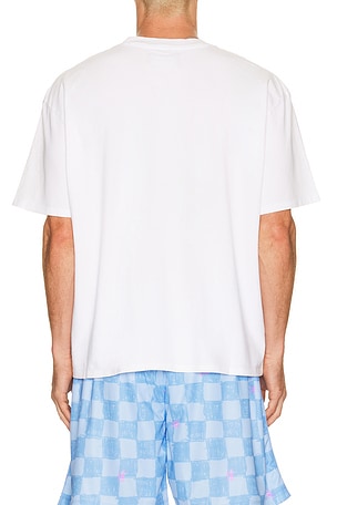 Nahmias Youth Basketball Boxy Tee in White. Size XL/1X. Also