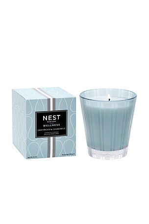 NEST New York Driftwood & Chamomile Classic Candle in Beauty: NA