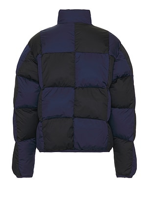 Nike M Nk Club Puffer Checker in Black,Navy