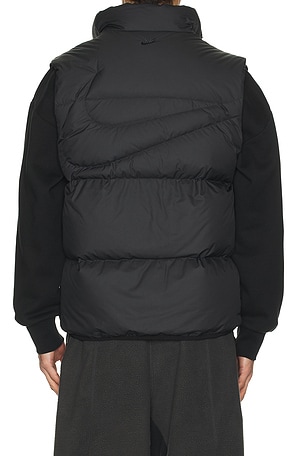 Nike Club Vest Mx 700 in Black