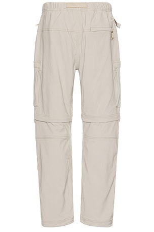Nike Acg Smith Summit Cargo Pant in Beige