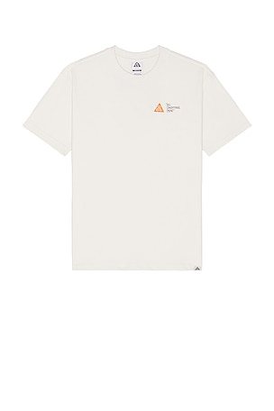 Nike Acg Guide Tee in White