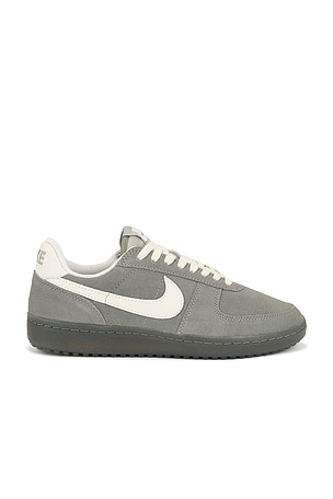 Field General Sneakers Nike