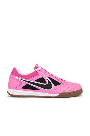 Gato Sneakers Nike