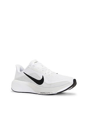 Nike Pegasus 42 in White