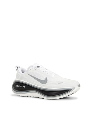 Nike Vomero Plus in White