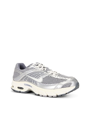 Nike Air Max Moto 2K in Metallic Silver