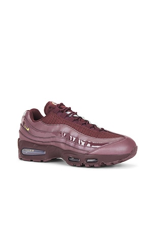 Nike Air Max 95 Sneaker in Burgundy