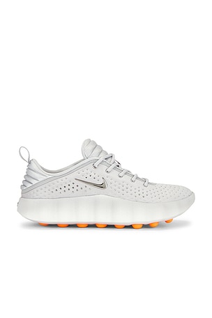 Mind 002 Nike