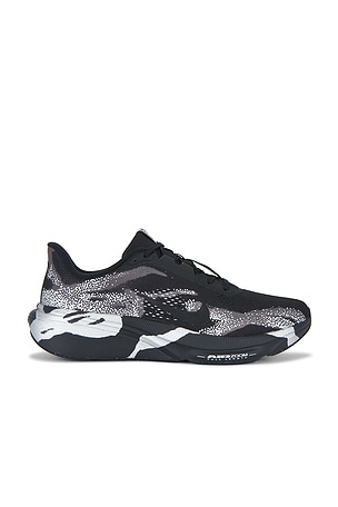 Nike Pegasus 42 Disrupt in Black