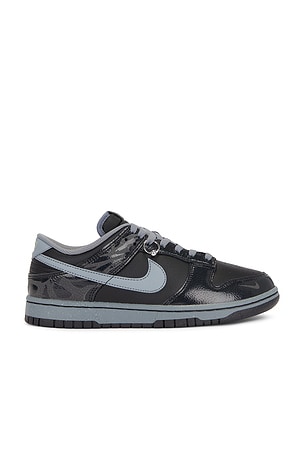 Dunk Low Retro Qs Sneakers Nike