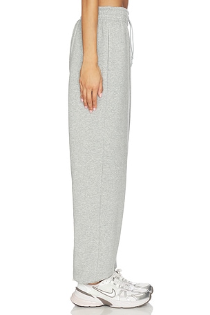 Nike High Waisted Oversized Sweatpant in Grey