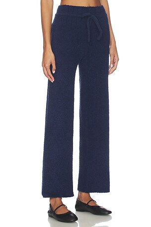 Nike Slim Knit Pant in Navy