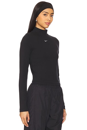 Nike NSW Essential Ribbed Long Sleeve Top in Black