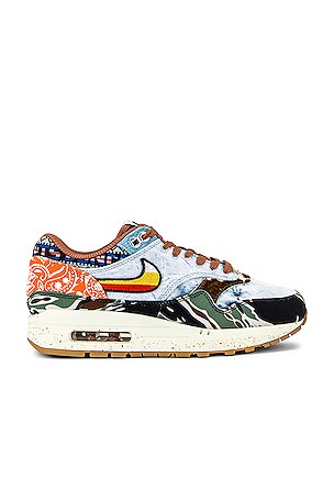Air Max 1 SP Sneaker in 900 Nike