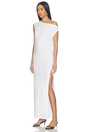 Norma kamali vestido drop shoulder long with side slit en color blanco