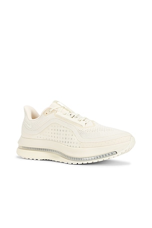 Nike Pegasus Premium Sneaker in Cream