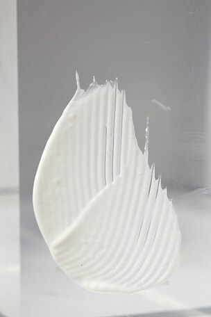 NOTO Botanics Practice Safe Sun SPF 30 Serum in Beauty: NA