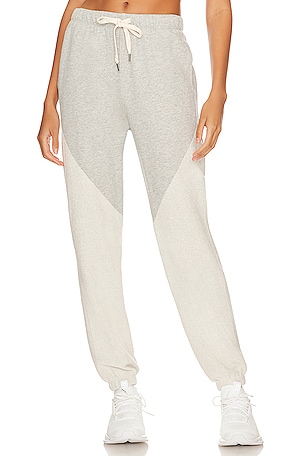 NIKE Womens Grey Air Jordan Essential Fleece Pants Joggers Size Small BNWT