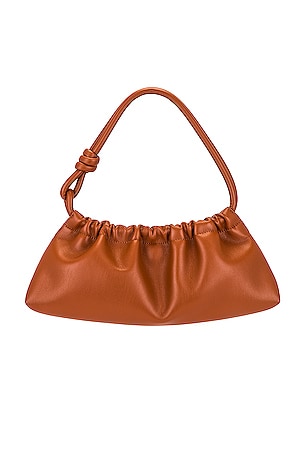 トートバッグ nanushka Valerie Bag in Cream Patent Vegan Leather 46156624-1_2.jpg
