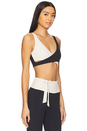 Nubyen Bel-air Heights Bra in Black. Size XL. Also