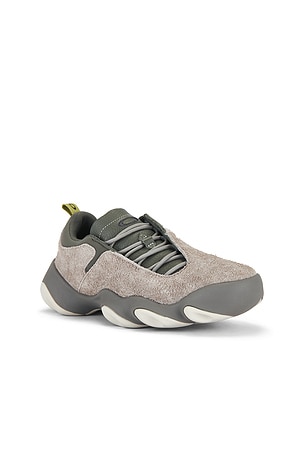 SIMKHAI Conroy Shorts in Midnight in Navy