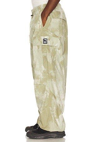 Obey Giant Cargo Pant in Green