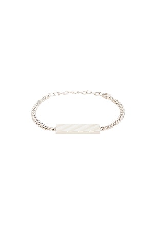 Off-Blanco brazalete N/A en color plateado metálico