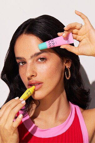 OLIVIAUMMA Glass Skin Tanghulu Liptox in Guava
