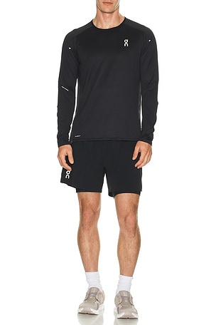 On 5 Performance 2/1 Shorts in Black