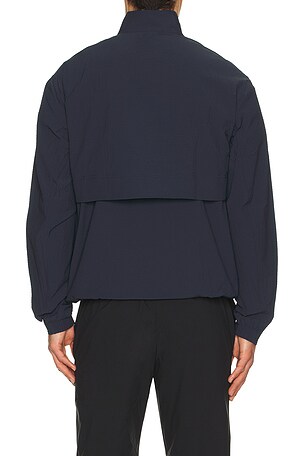 On Courtside 1/2 Zip Eaze Sweatshirt in Blue