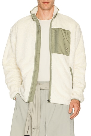 Ascent Fleece Jacket On