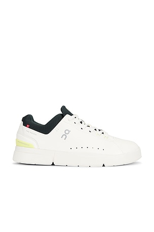 The Roger Advantage Sneakers On