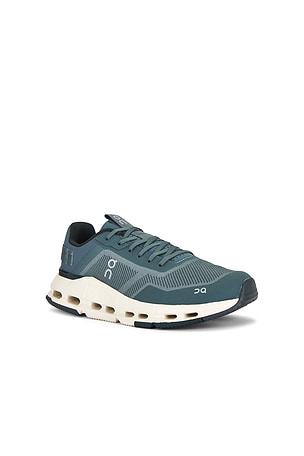 On Cloudnova Form 2 Tt in Green